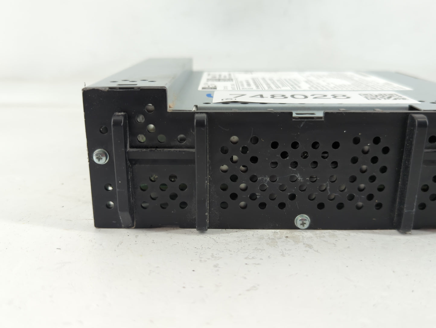 2019-2021 Chevrolet Malibu Am Fm Cd Player Radio Receiver - Oemusedautoparts1.com