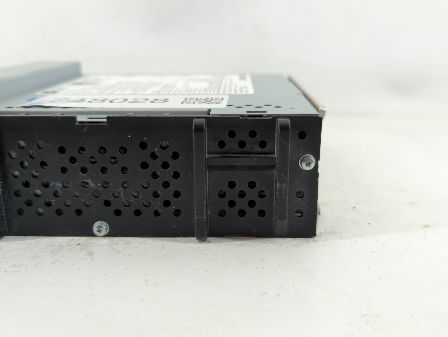 2019-2021 Chevrolet Malibu Am Fm Cd Player Radio Receiver - Oemusedautoparts1.com
