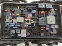 2018-2019 Chevrolet Malibu Fusebox Fuse Box Panel Relay Module P/N:PP-GF35 Fits Fits 2018 2019 OEM Used Auto Parts - Oemused