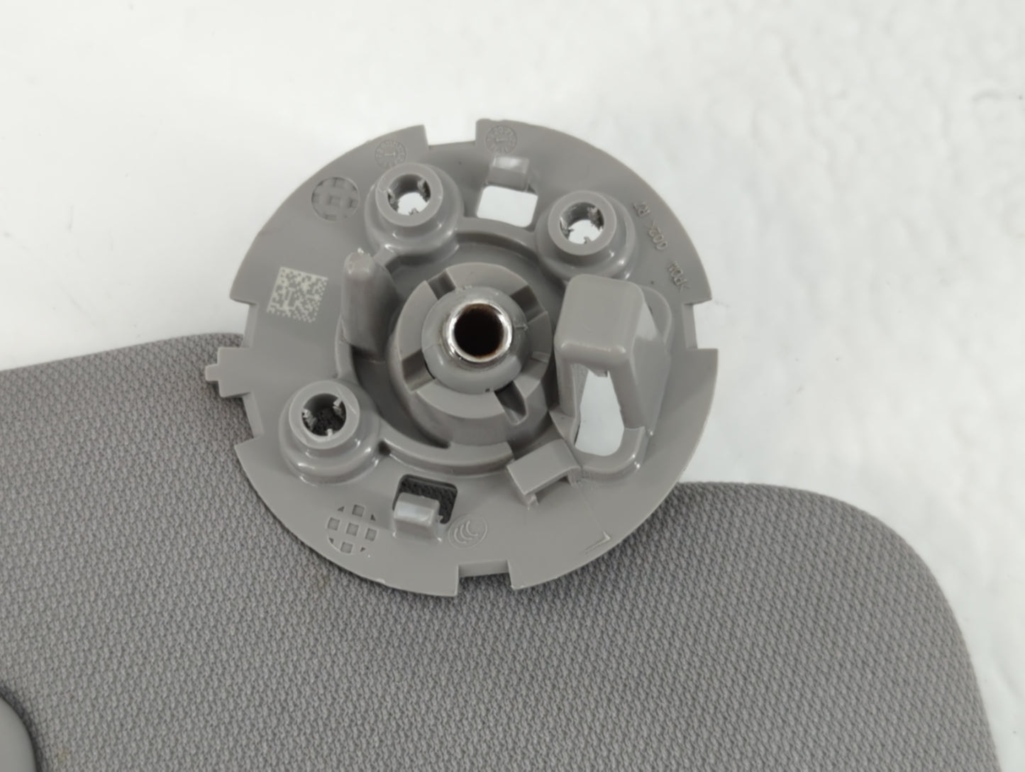 2016-2021 Chevrolet Malibu Sun Visor Shade Replacement Passenger Right Mirror Fits Fits 2016 2017 2018 2019 2020 2021 OEM Us