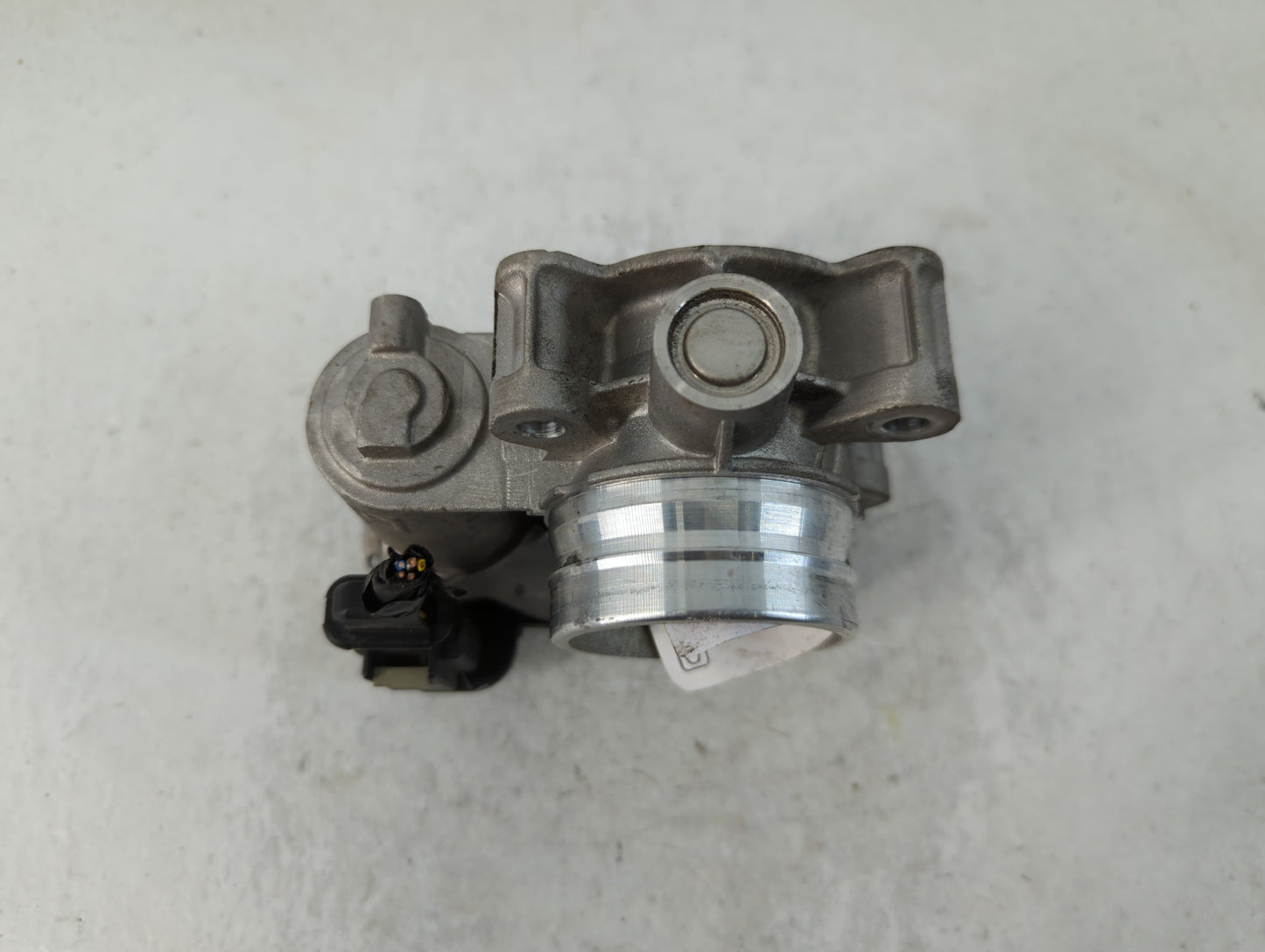 2016-2021 Chevrolet Malibu Throttle Body P/N:12671379AA Fits Fits 2016 2017 2018 2019 2020 2021 2022 OEM Used Auto Parts - O