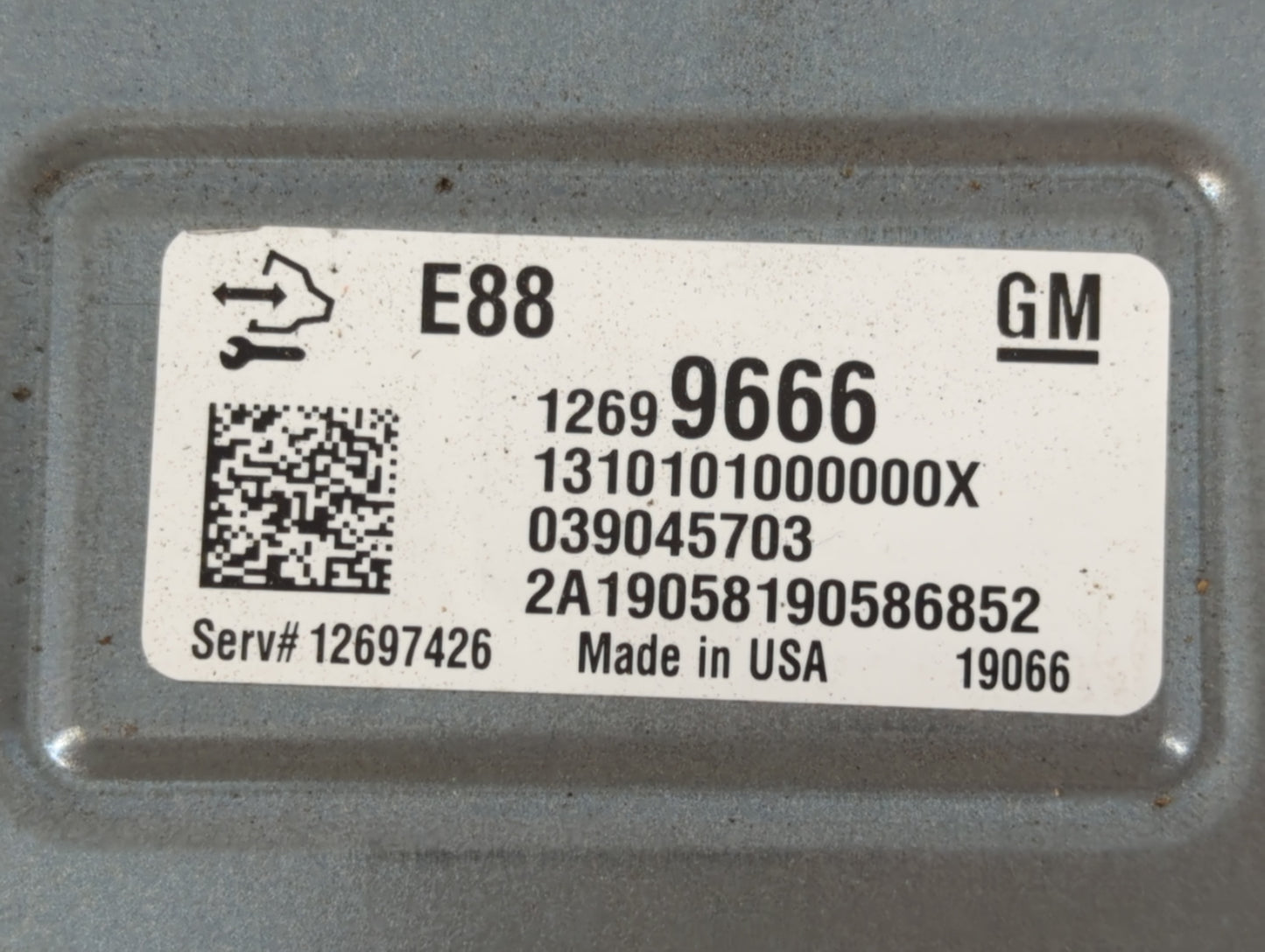 2018-2019 Chevrolet Malibu PCM Engine Control Computer ECU ECM PCU OEM P/N:12699666 Fits Fits 2018 2019 OEM Used Auto Parts 