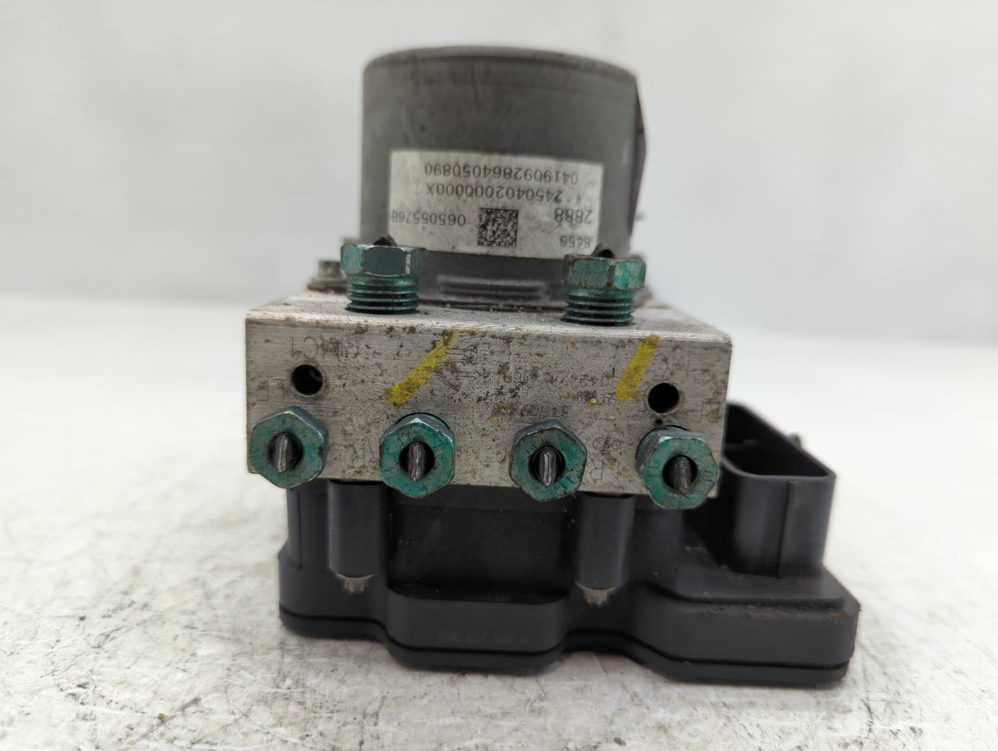 2019-2021 Chevrolet Malibu ABS Pump Control Module Replacement P/N:065055766 8450 2888 Fits Fits 2019 2020 2021 OEM Used Aut