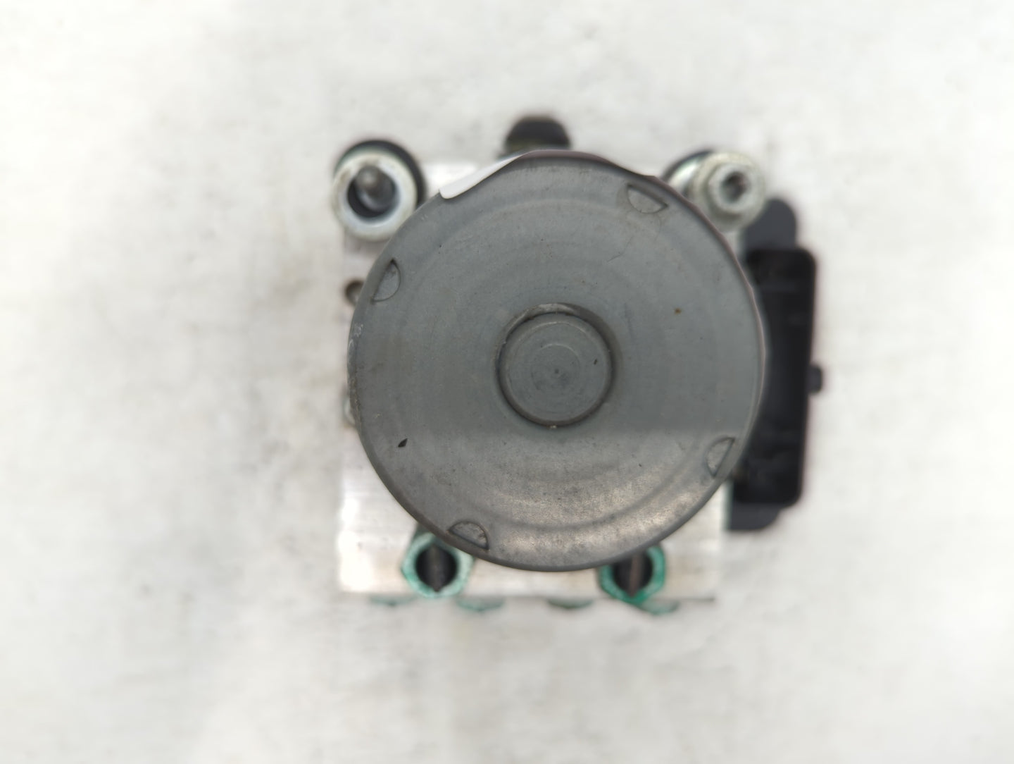 2019-2021 Chevrolet Malibu ABS Pump Control Module Replacement P/N:065055766 8450 2888 Fits Fits 2019 2020 2021 OEM Used Aut