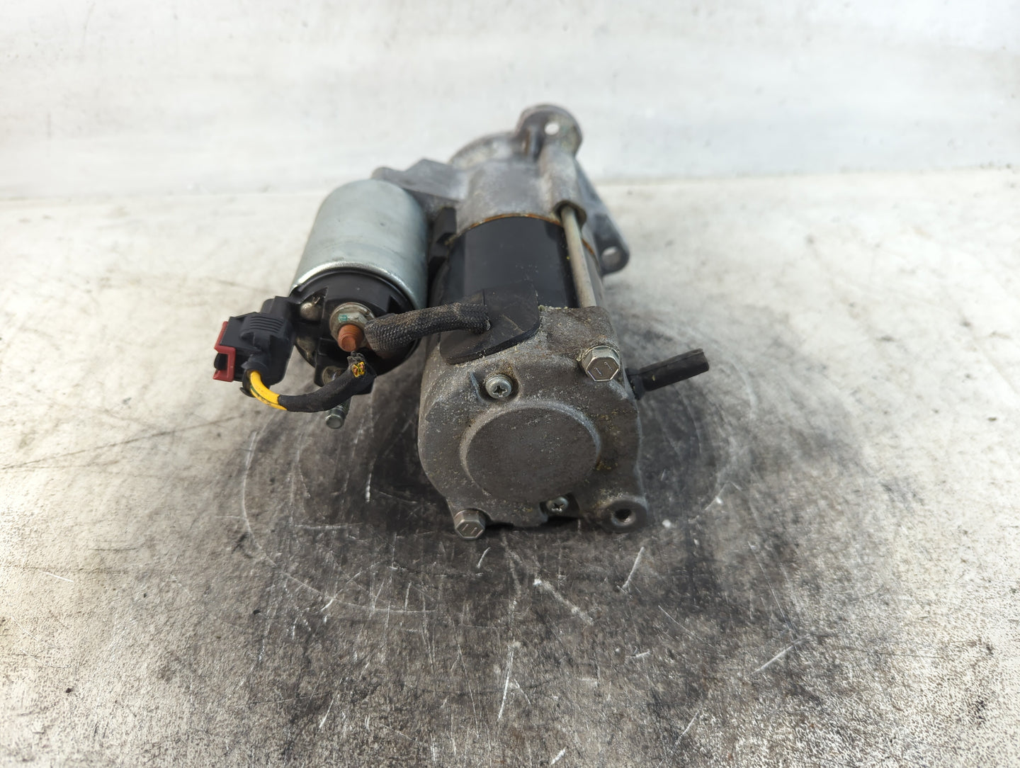 2017-2021 Chevrolet Malibu Car Starter Motor Solenoid OEM P/N:12680615 Fits Fits 2017 2018 2019 2020 2021 2022 OEM Used Auto