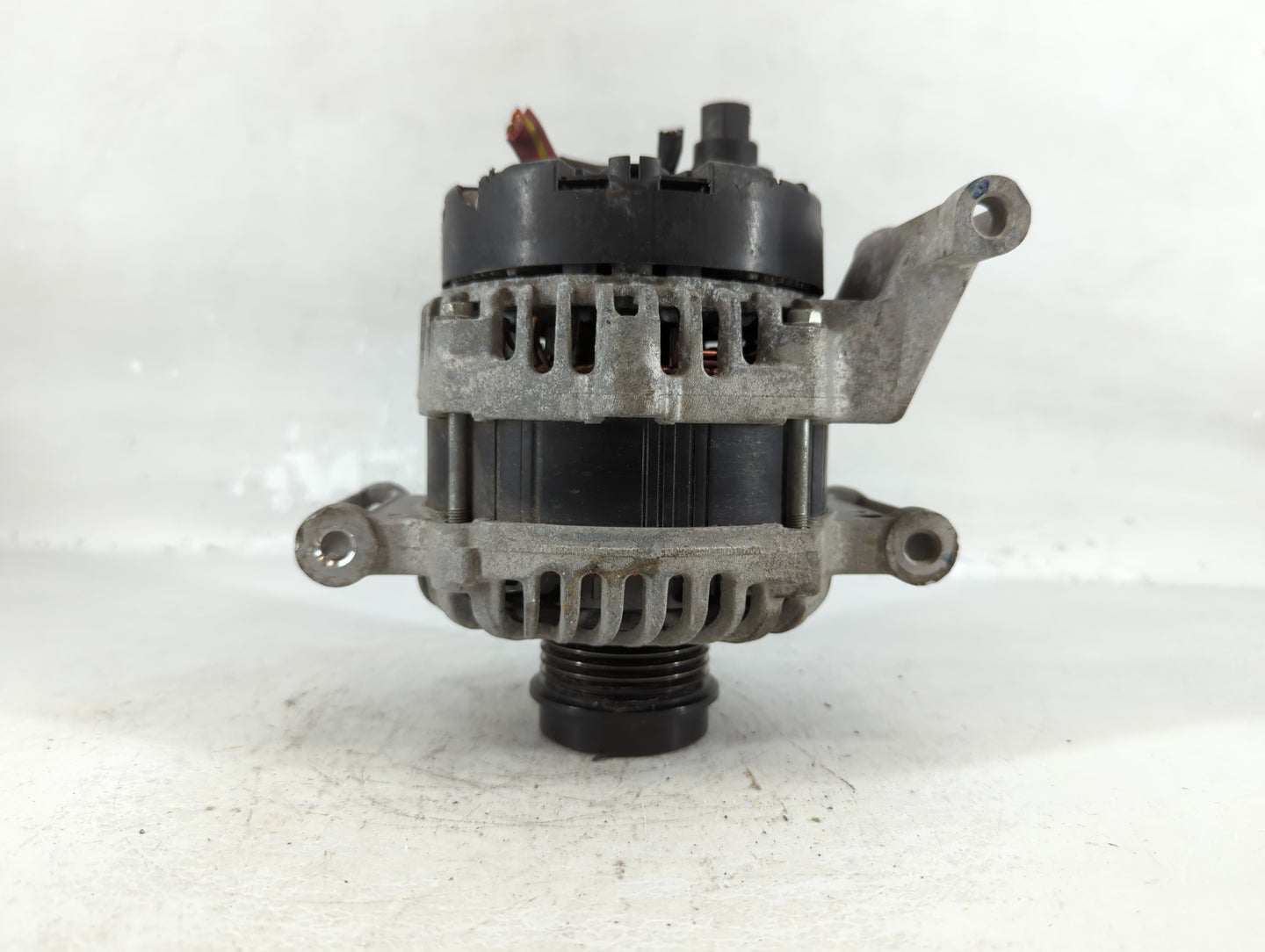 2019-2021 Chevrolet Malibu Alternator Replacement Generator Charging Assembly Engine OEM P/N:A005TV0184ZC 13515942 Fits OEM 