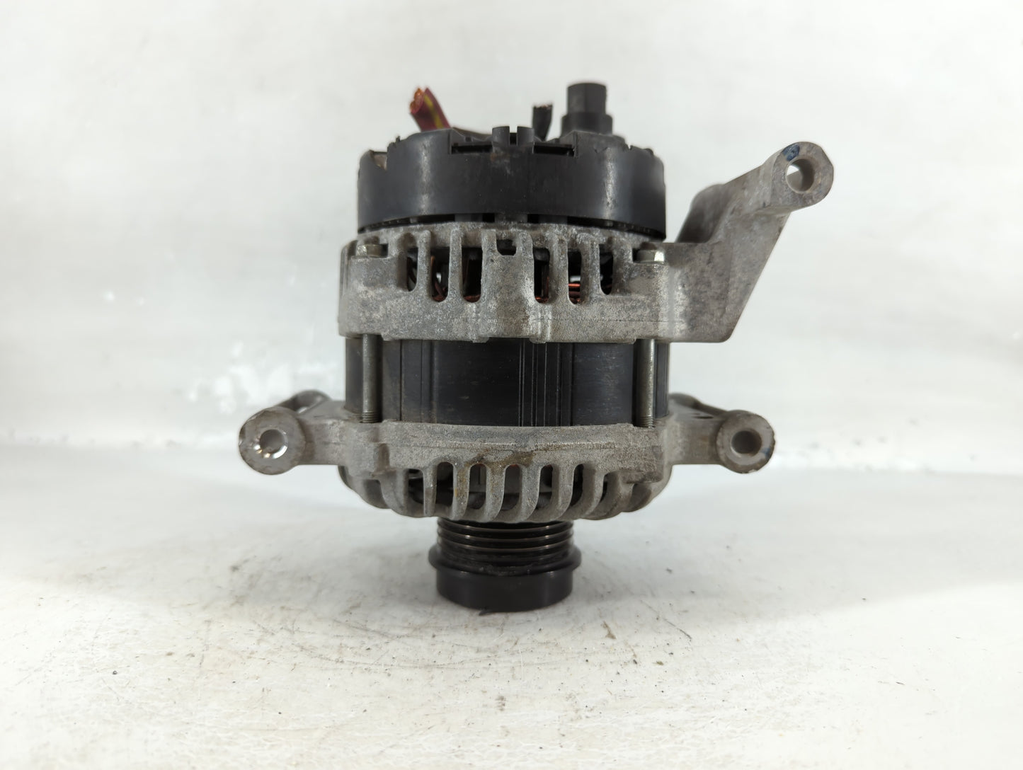 2019-2021 Chevrolet Malibu Alternator Replacement Generator Charging Assembly Engine OEM P/N:A005TV0184ZC 13515942 Fits OEM 