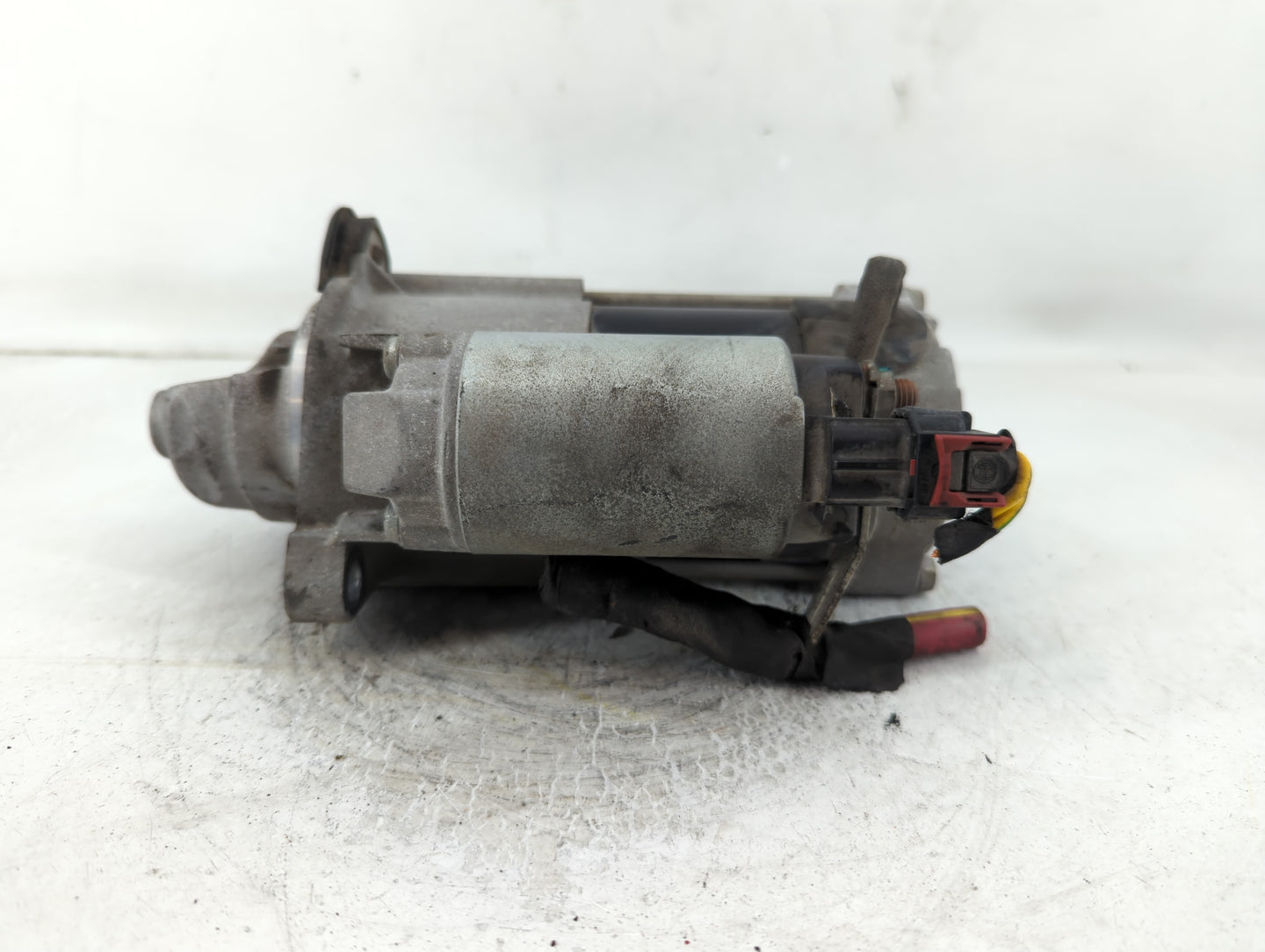 2017-2021 Chevrolet Malibu Car Starter Motor Solenoid OEM P/N:12680615 Fits Fits 2017 2018 2019 2020 2021 2022 OEM Used Auto