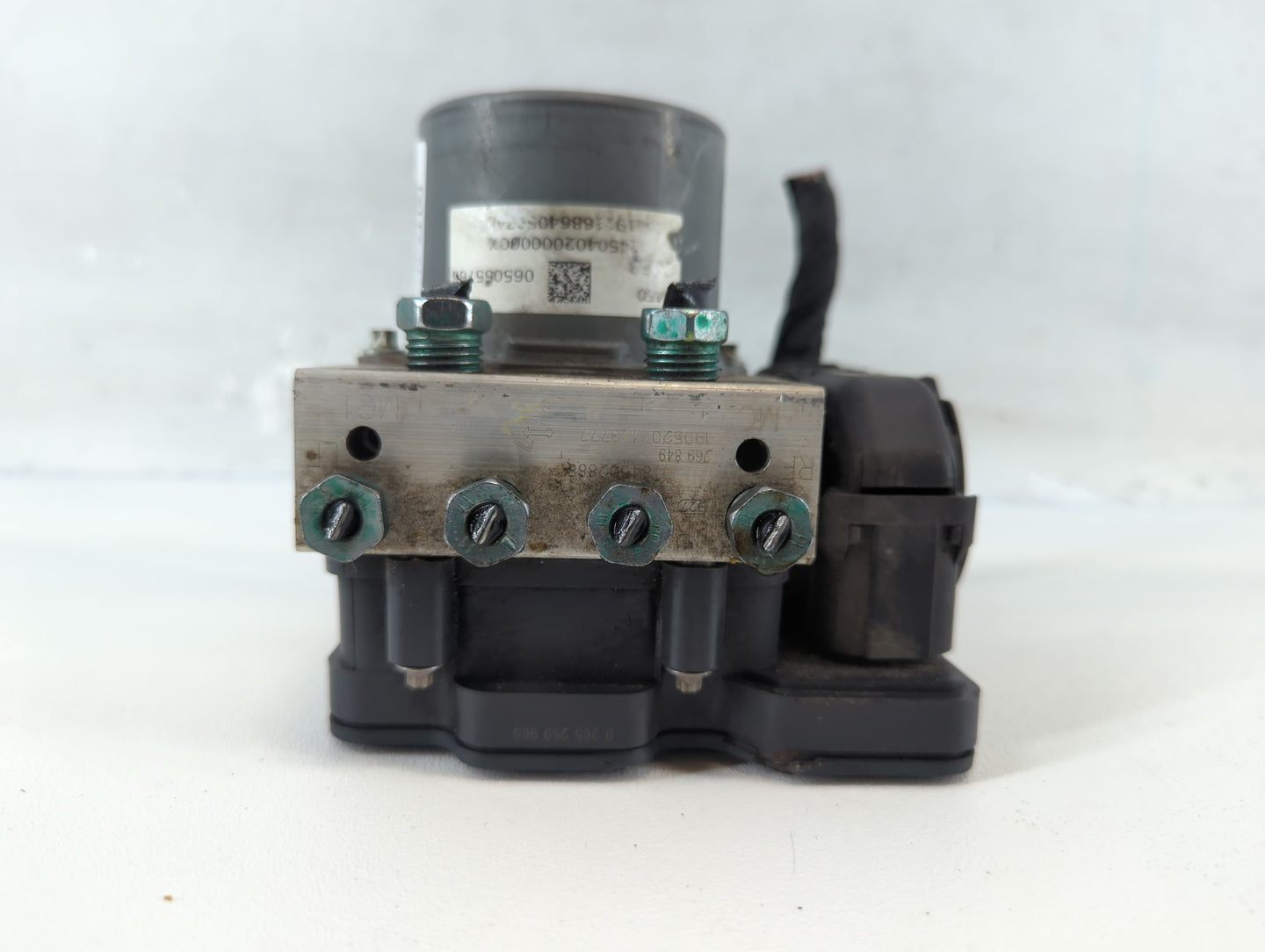 2019-2021 Chevrolet Malibu ABS Pump Control Module Replacement P/N:84502888 Fits Fits 2019 2020 2021 OEM Used Auto Parts - O