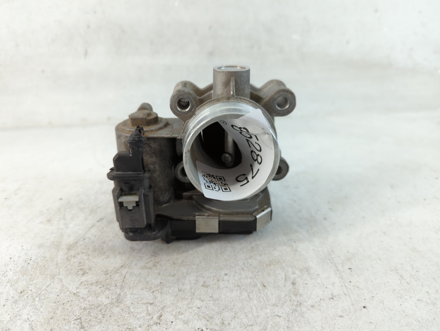 2016-2021 Chevrolet Malibu Throttle Body P/N:12671379AA Fits Fits 2016 2017 2018 2019 2020 2021 2022 OEM Used Auto Parts - O