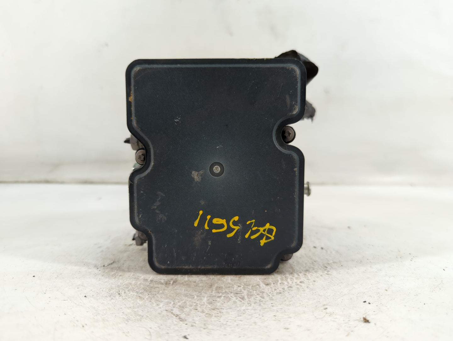 2019-2021 Chevrolet Malibu ABS Pump Control Module Replacement P/N:269 849 84502880 Fits Fits 2019 2020 2021 OEM Used Auto P