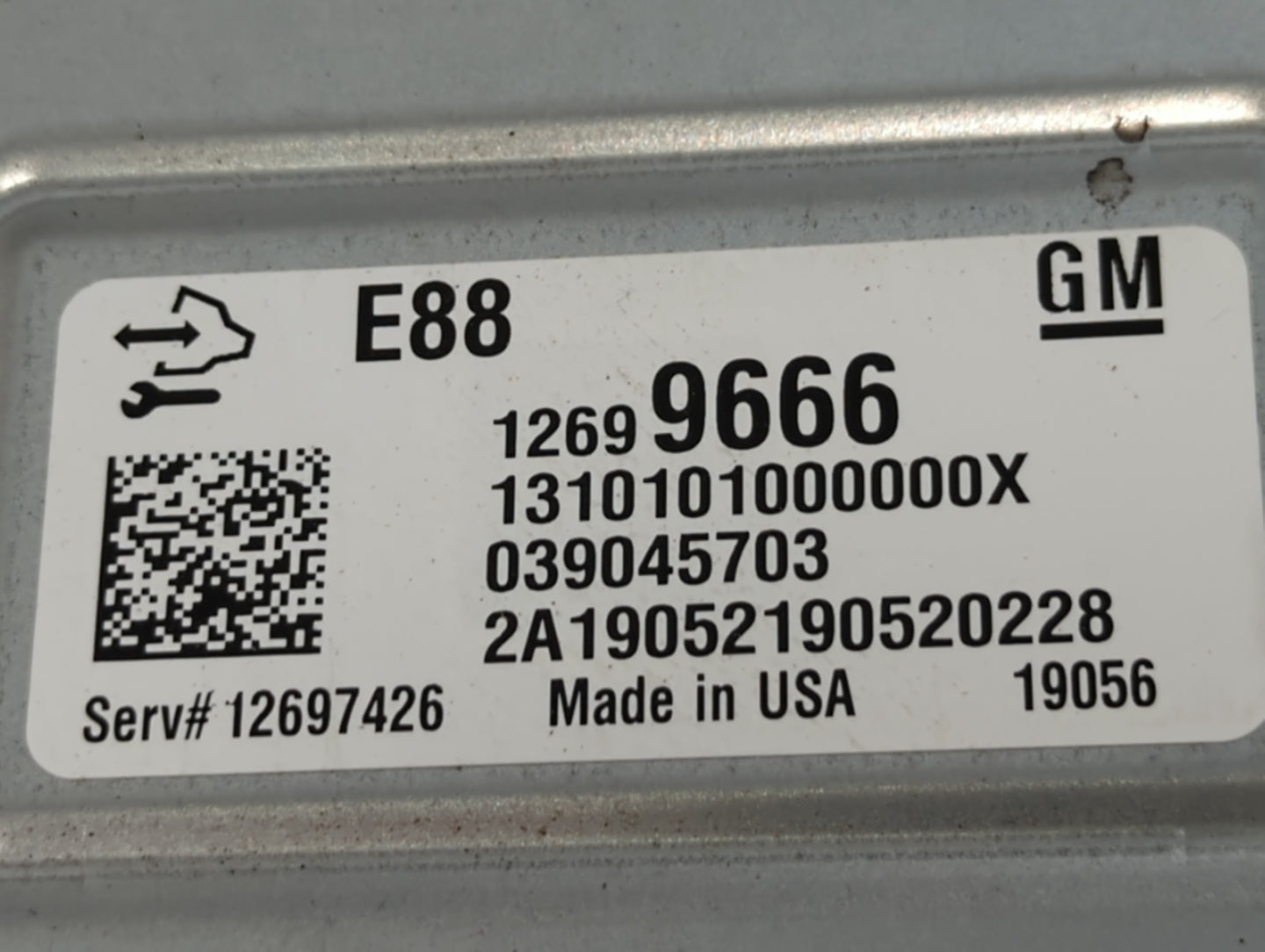 2018-2019 Chevrolet Malibu PCM Engine Control Computer ECU ECM PCU OEM P/N:12699666 Fits Fits 2018 2019 OEM Used Auto Parts 