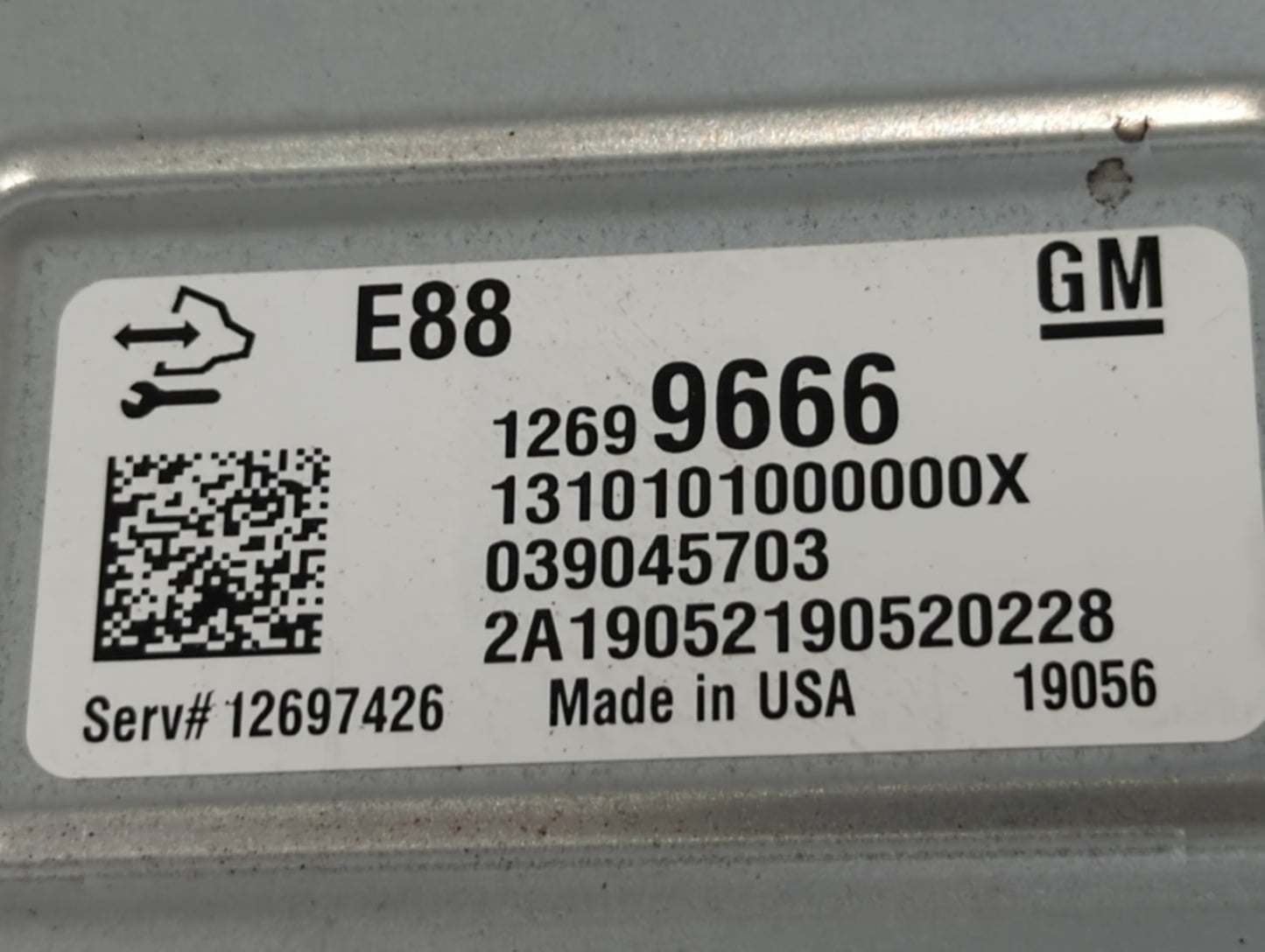 2018-2019 Chevrolet Malibu PCM Engine Control Computer ECU ECM PCU OEM P/N:12699666 Fits Fits 2018 2019 OEM Used Auto Parts 