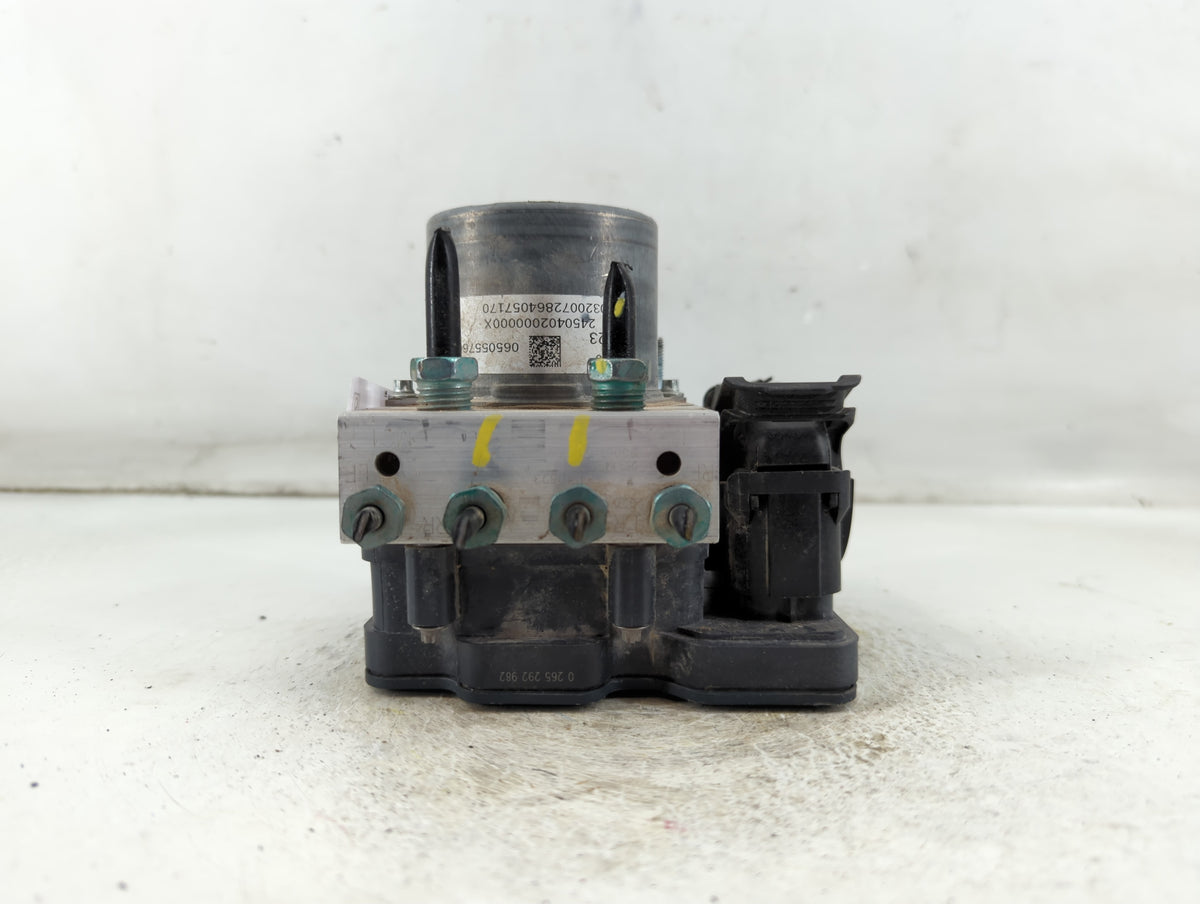 2019-2021 Chevrolet Malibu Anti-Lock Brake ABS Pump Module Actuator OEM P/N:84501623 Fits Fits 2019 2020 2021 OEM Used Auto 