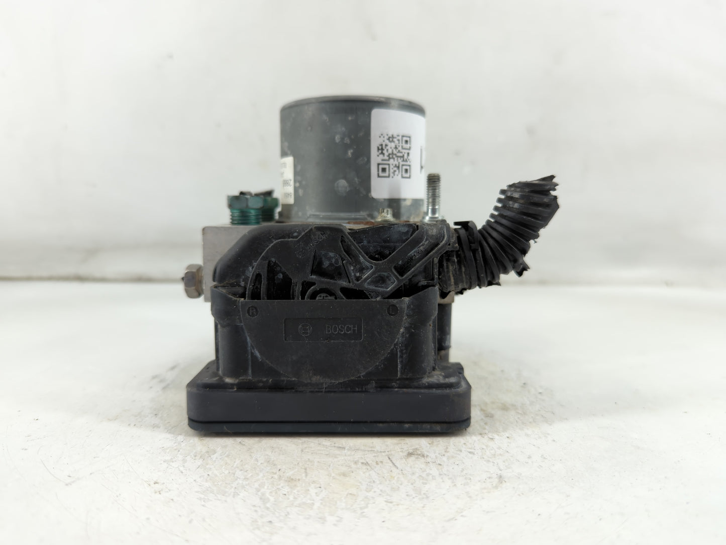 2019-2021 Chevrolet Malibu ABS Pump Control Module Replacement P/N:84502888 Fits Fits 2019 2020 2021 OEM Used Auto Parts - O
