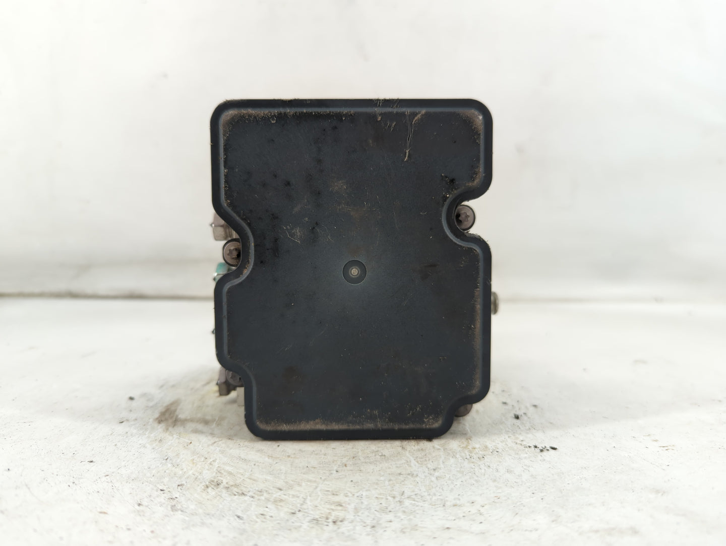 2019-2021 Chevrolet Malibu ABS Pump Control Module Replacement P/N:84502888 Fits Fits 2019 2020 2021 OEM Used Auto Parts - O