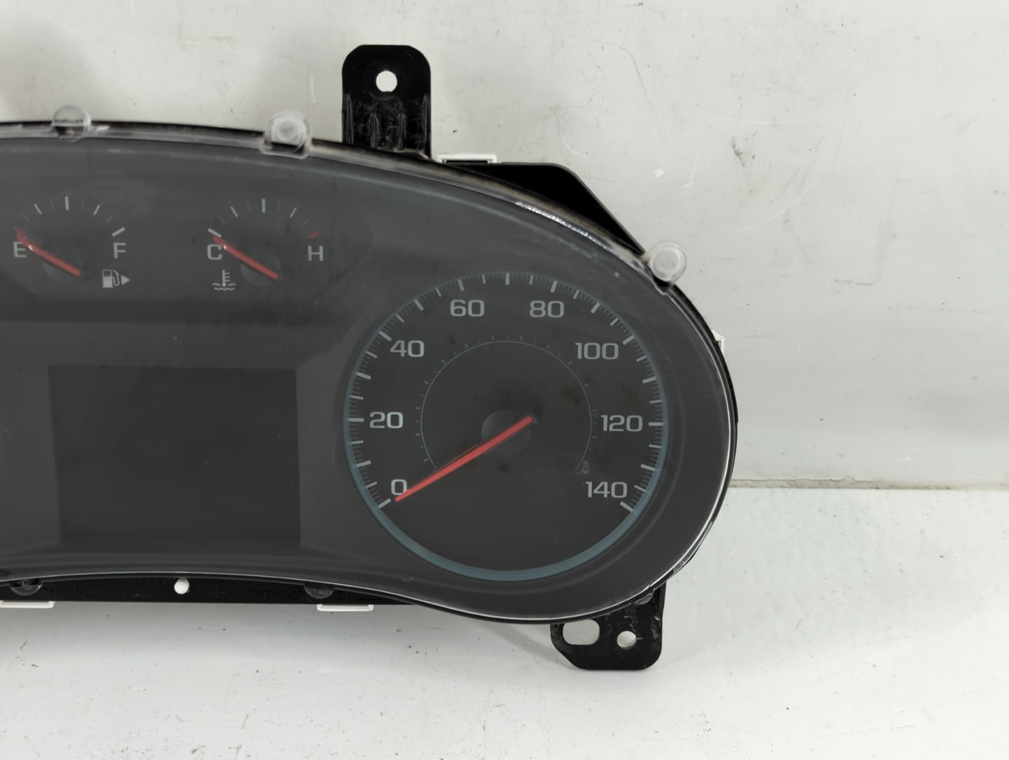2019 Chevrolet Malibu Instrument Cluster Speedometer Gauges P/N:84524327 Fits OEM Used Auto Parts - Oemusedautoparts1.com
