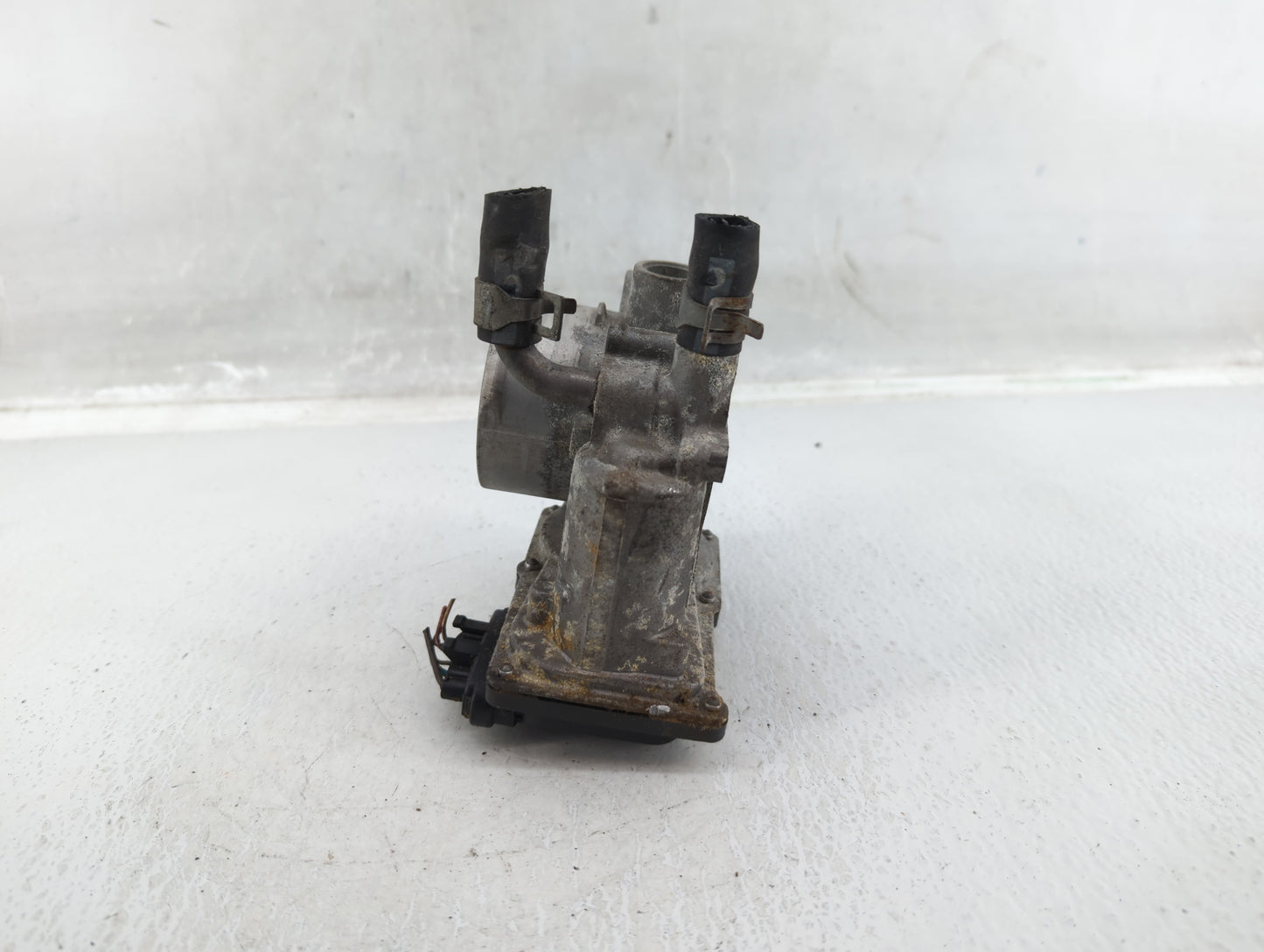 2019 Chevrolet R10 Throttle Body P/N:5304 01C28 35100-23300 Fits OEM Used Auto Parts - Oemusedautoparts1.com