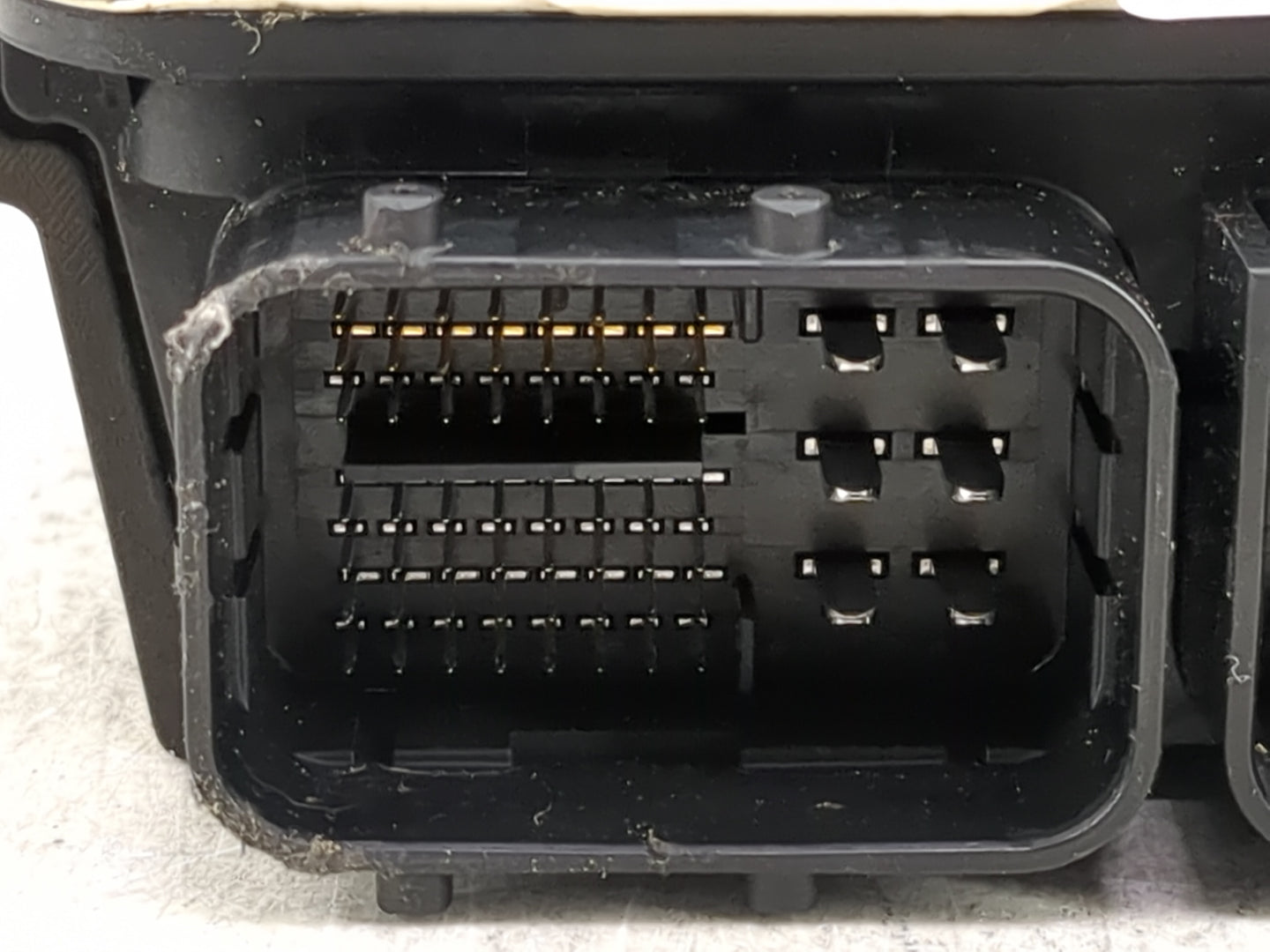 2019 Chevrolet Silv15 PCM Engine Control Computer ECU ECM PCU OEM Fits Fits 2018 2020 2021 OEM Used Auto Parts - Oemusedauto