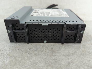 2020-2022 Chevrolet Silverado Radio AM FM Cd Player Receiver Replacement P/N:84610616 Fits Fits 2020 2021 2022 OEM Used Auto