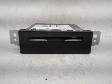 2018 Chevrolet Silverado Radio AM FM Cd Player Receiver Replacement P/N:84016435 Fits Fits 2019 OEM Used Auto Parts - Oemuse