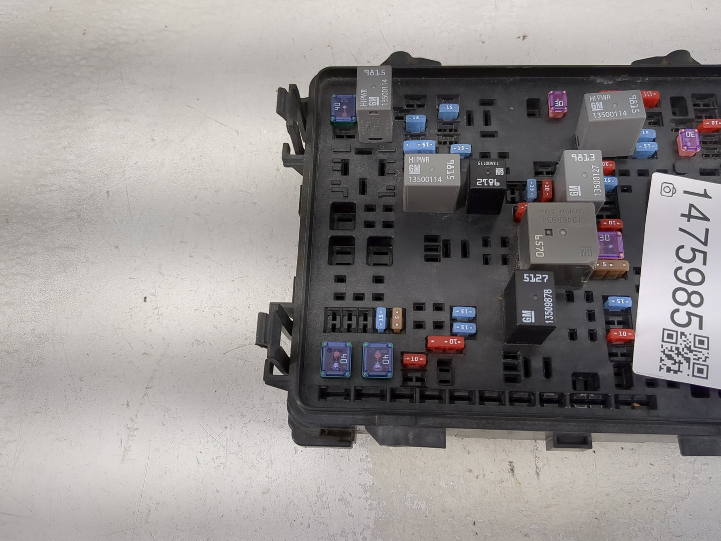 2017-2019 Chevrolet Silverado Fusebox Fuse Box Panel Relay Module P/N:13500114 13500127, 13500113 Fits Fits 2017 2018 2019 O