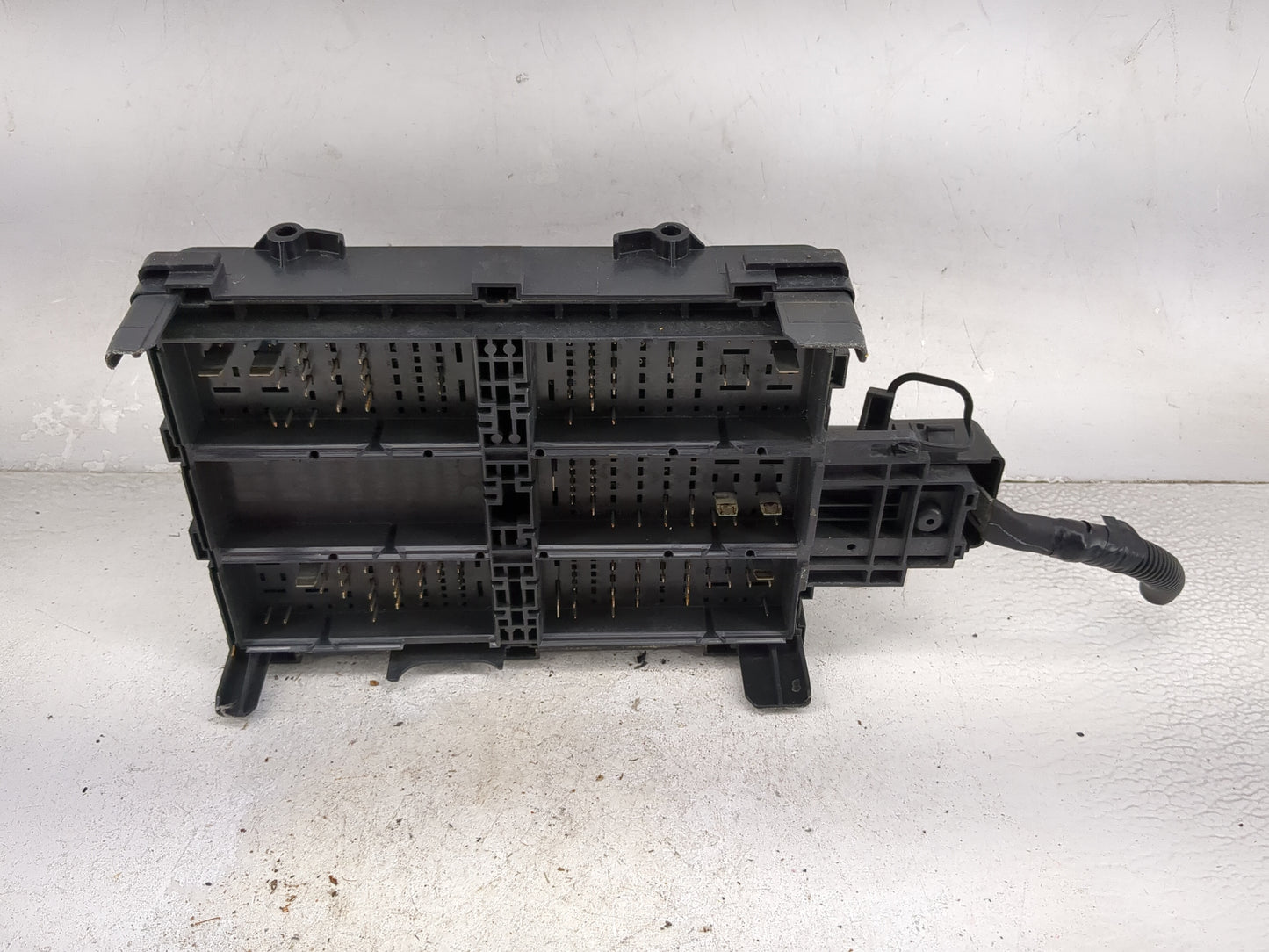 2019 Chevrolet Silverado Fusebox Fuse Box Panel Relay Module P/N:13500114 13500127, 13508787, 13508878, 14889941 Fits OEM Us