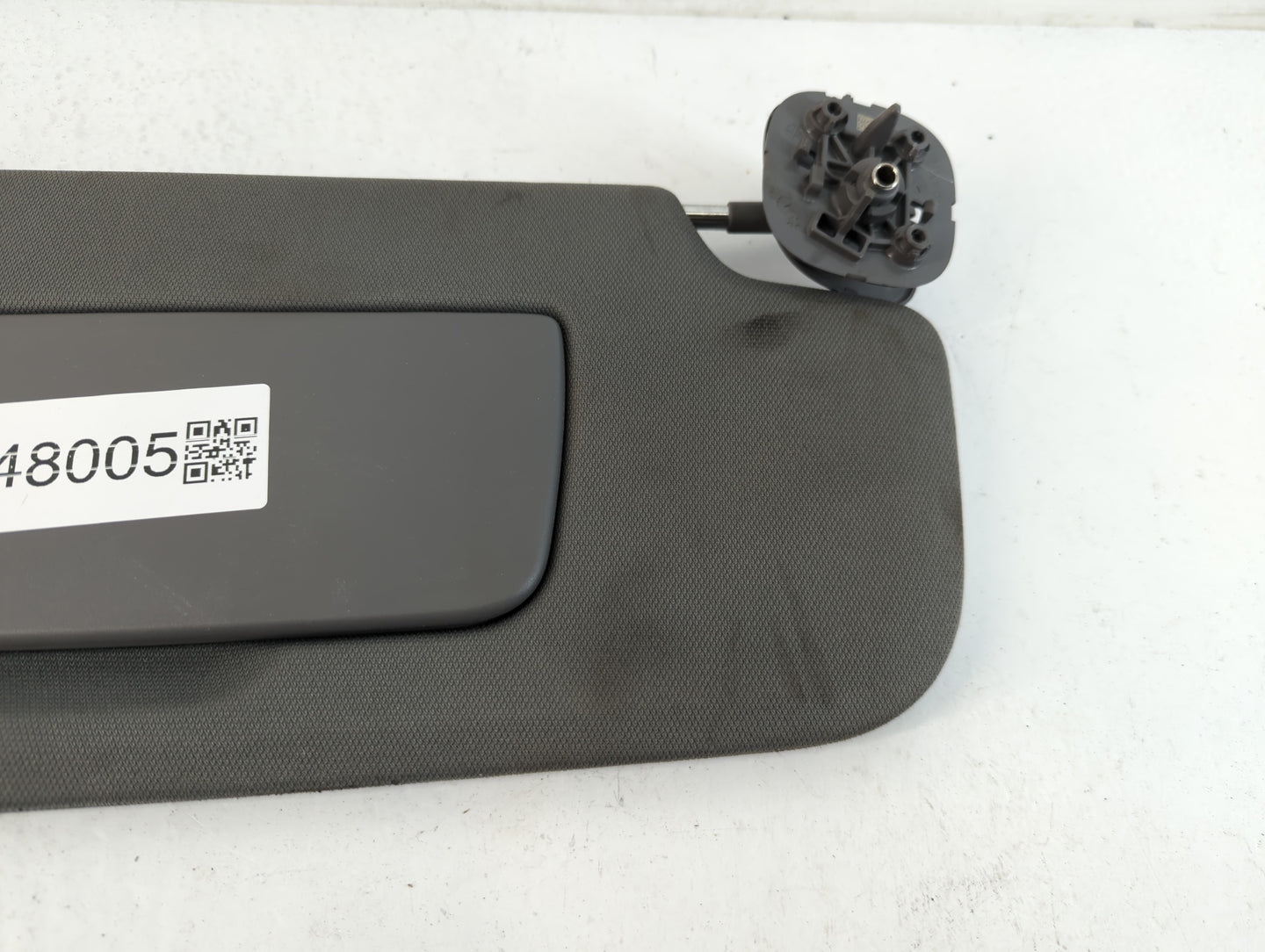 2019-2022 Chevrolet Silverado 1500 Sun Visor Shade Replacement Passenger Right Mirror Fits Fits 2019 2020 2021 2022 OEM Used