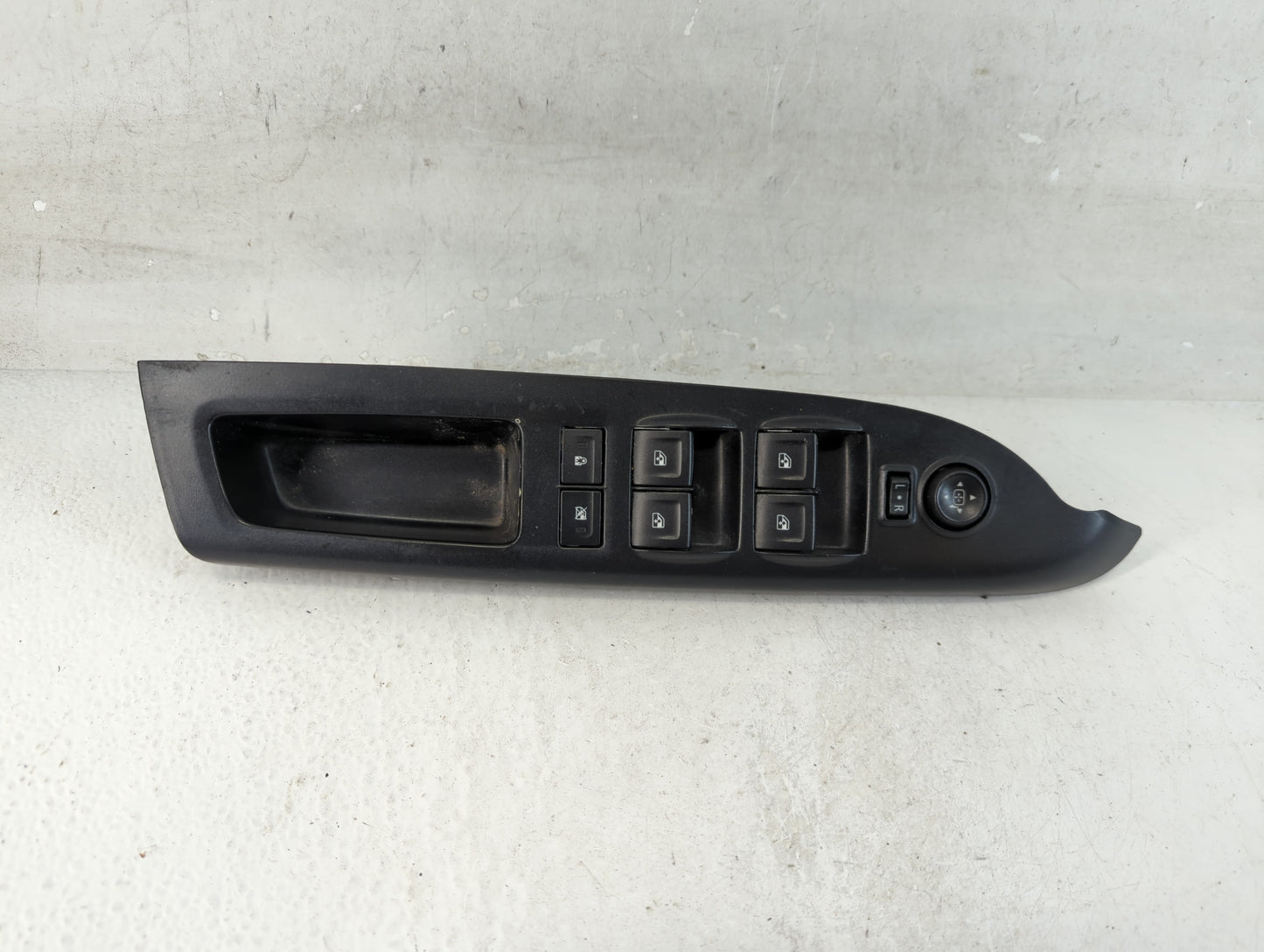 2014-2019 Chevrolet Silverado 1500 Master Power Window Switch Replacement Driver Side Left P/N:23427098 Fits OEM Used Auto P