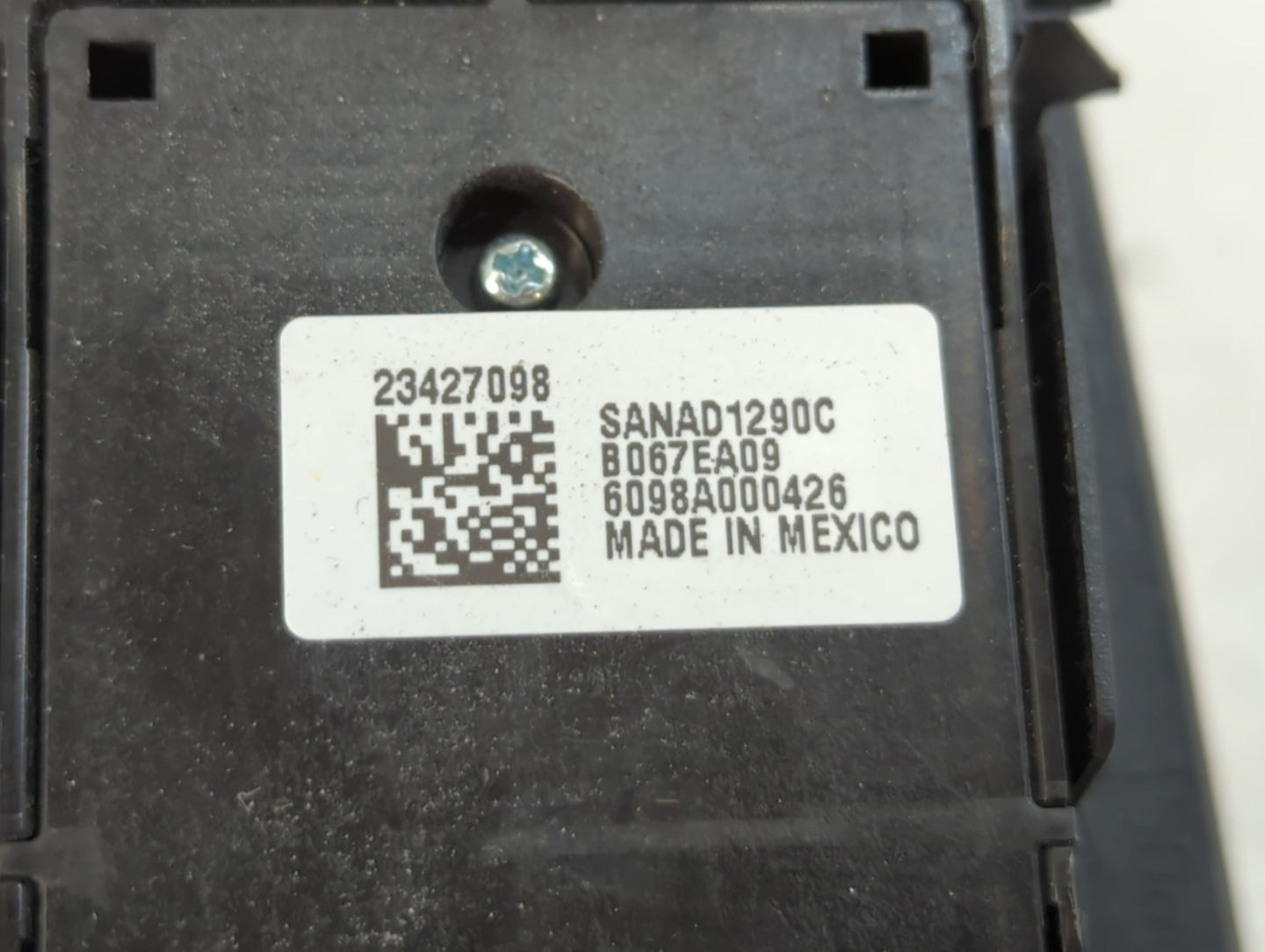 2014-2019 Chevrolet Silverado 1500 Master Power Window Switch Replacement Driver Side Left P/N:23427098 Fits OEM Used Auto P