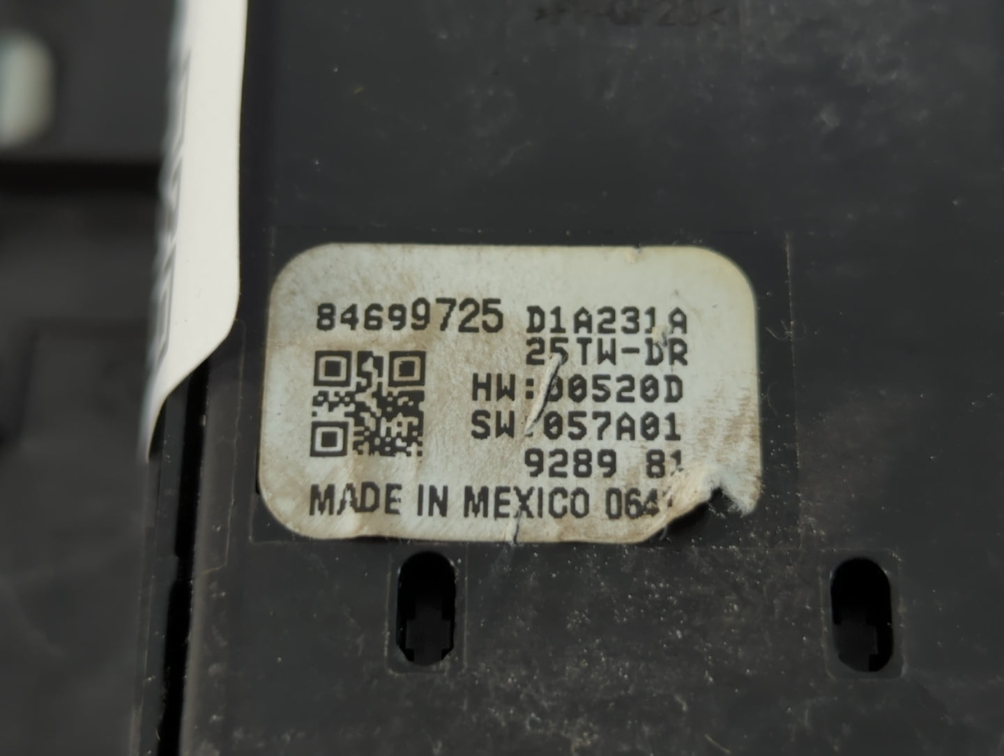 2019-2022 Chevrolet Silverado 1500 Master Power Window Switch Replacement Driver Side Left P/N:84699725 Fits OEM Used Auto P