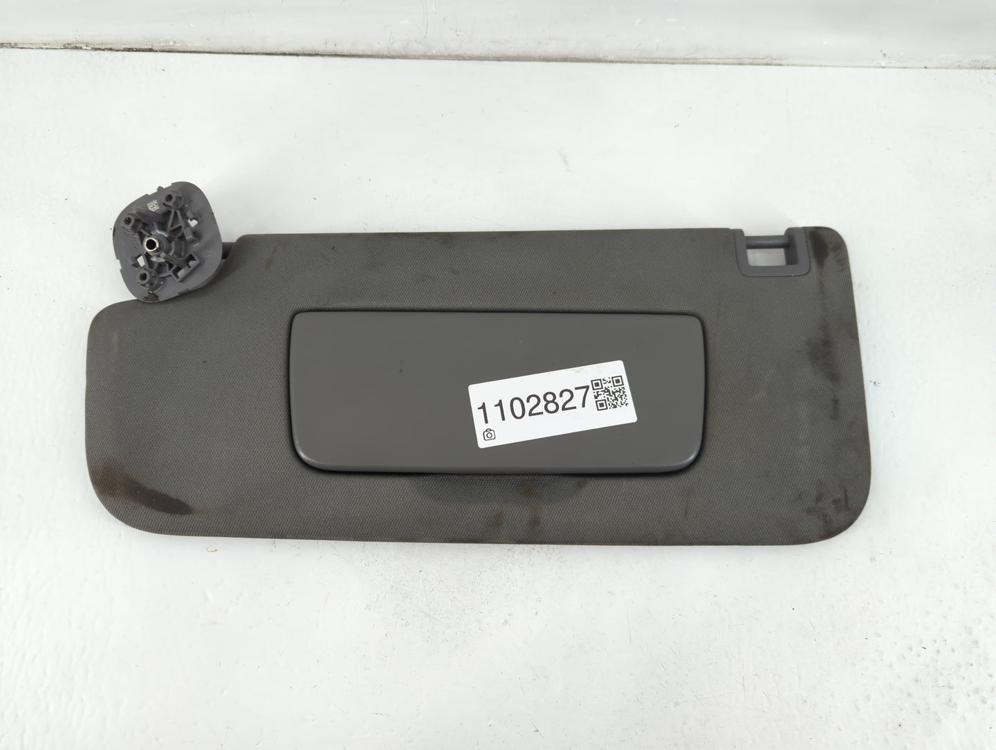 2019-2022 Chevrolet Silverado 1500 Sun Visor Shade Replacement Driver Left Mirror Fits Fits 2019 2020 2021 2022 OEM Used Aut