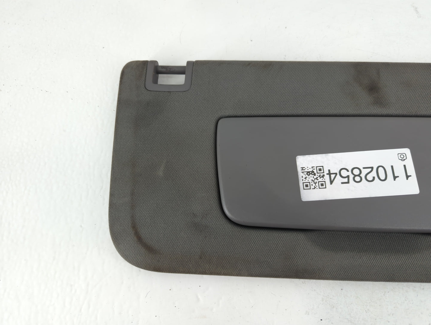 2019-2022 Chevrolet Silverado 1500 Sun Visor Shade Replacement Passenger Right Mirror Fits Fits 2019 2020 2021 2022 OEM Used