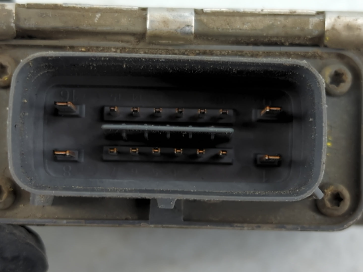 2019 Silverado 1500 Chassis Control Module Ccm Bcm Body Control - Oemusedautoparts1.com