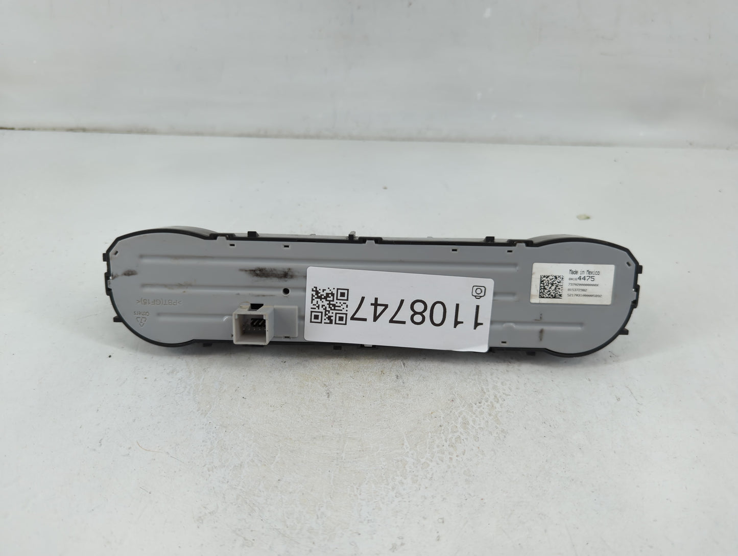 2019-2022 Chevrolet Silverado 1500 Climate Control Module Temperature AC/Heater Replacement P/N:84164475 Fits OEM Used Auto 