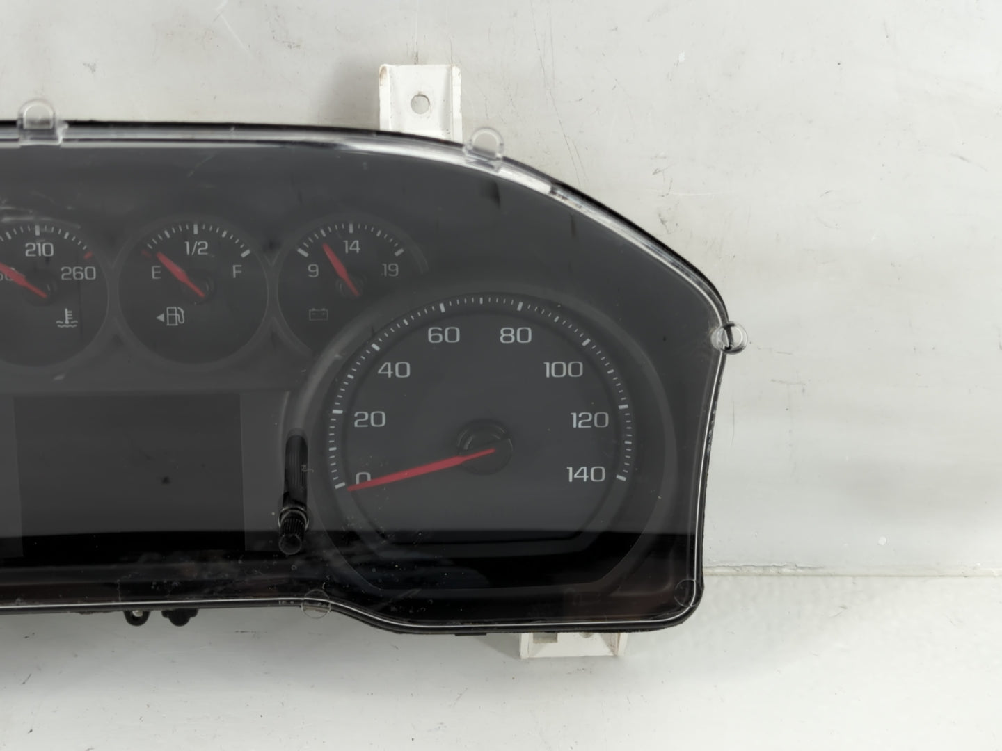 2019 Chevrolet Silverado 1500 Instrument Cluster Speedometer Gauges P/N:84549032 Fits Fits 2018 2020 OEM Used Auto Parts - O