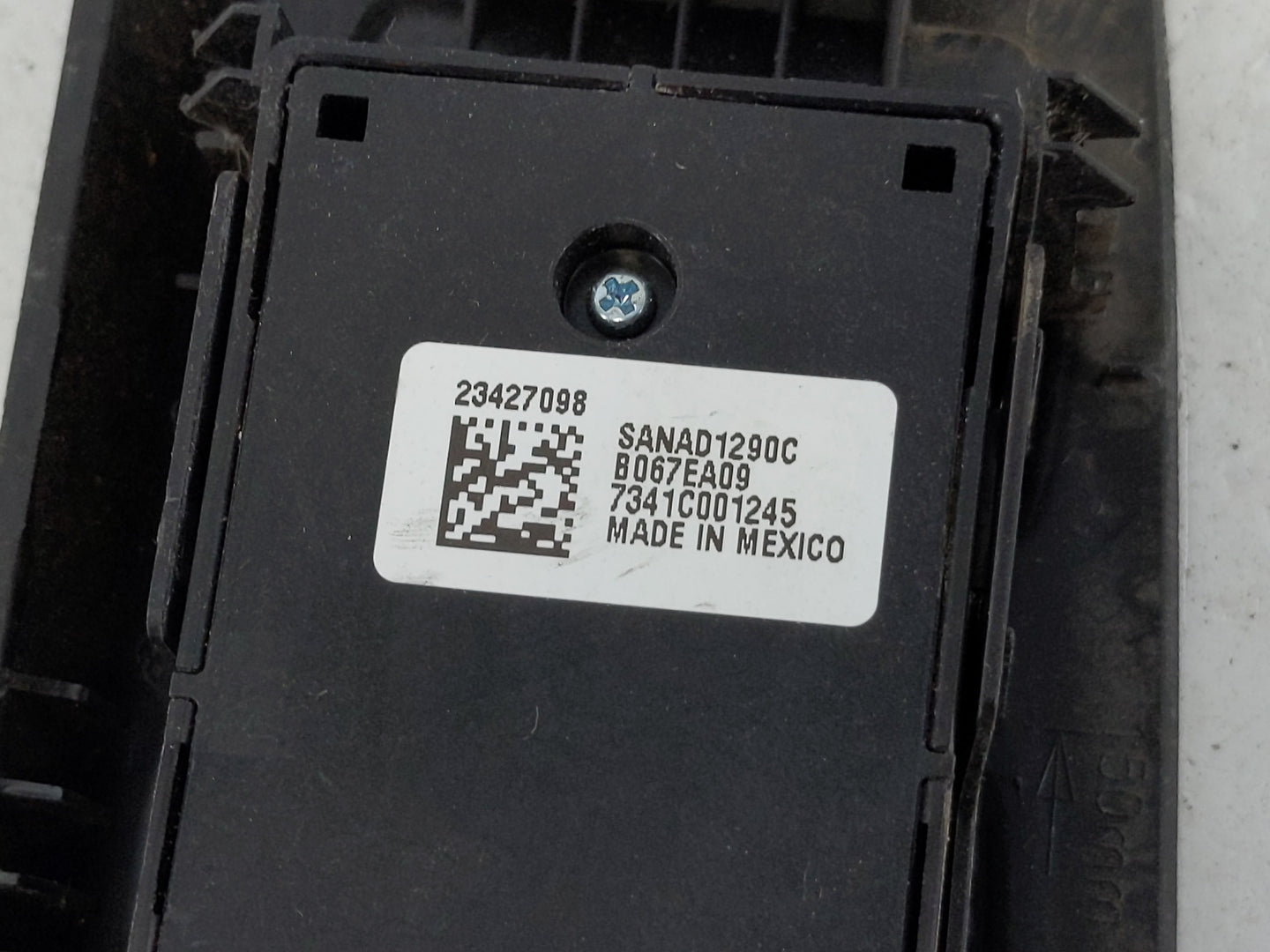 2014-2019 Chevrolet Silverado 1500 Master Power Window Switch Replacement Driver Side Left P/N:23427098 Fits OEM Used Auto P
