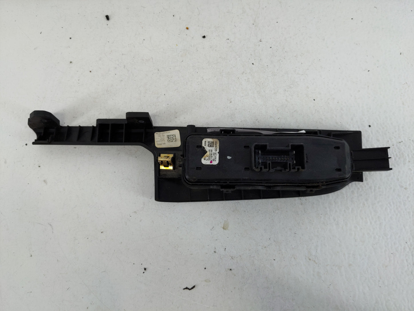 2019-2022 Chevrolet Silverado 1500 Master Power Window Switch Replacement Driver Side Left P/N:84699725 Fits OEM Used Auto P