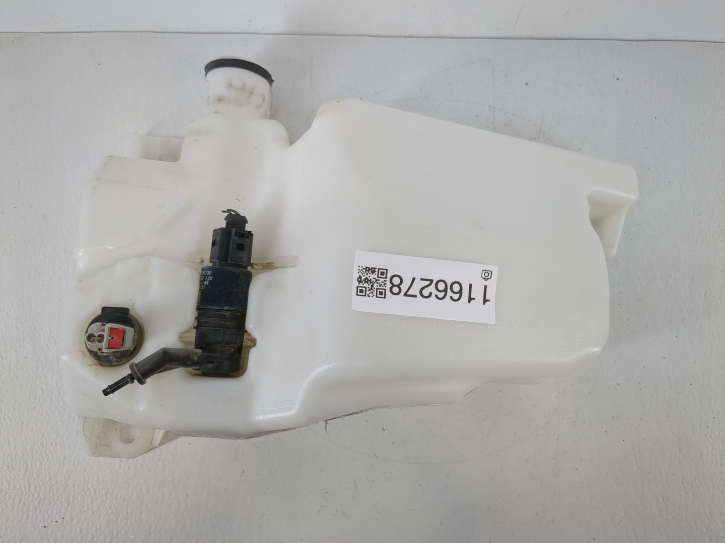 2019 Silverado 1500 Windshield Washer Fluid Reservoir Bottle Oem - Oemusedautoparts1.com