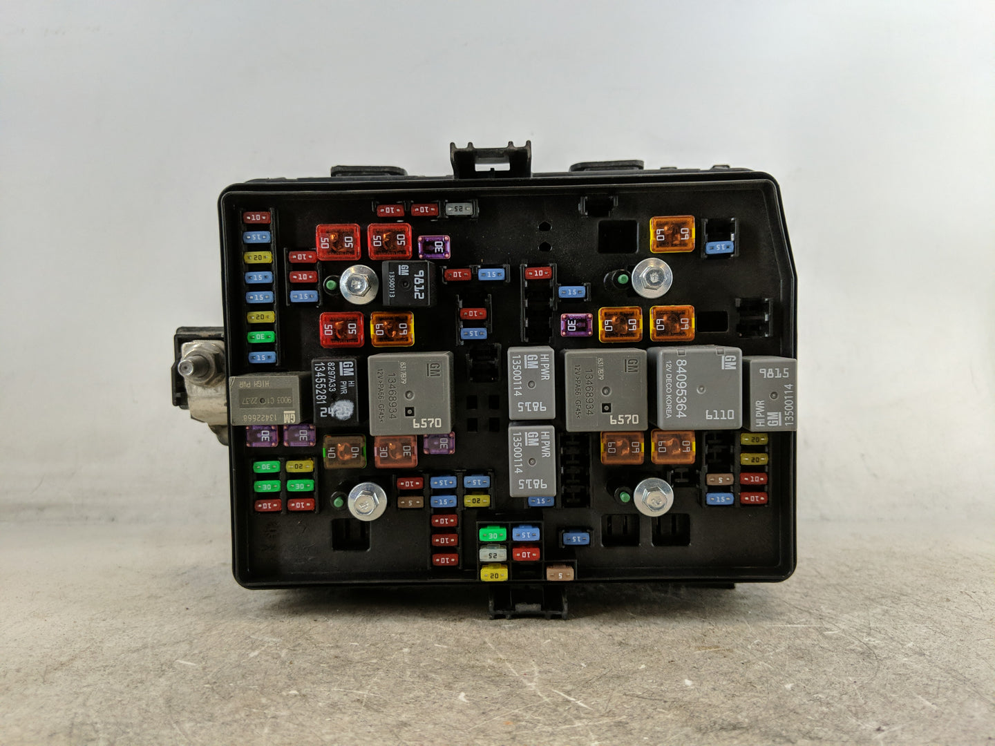 2019-2021 Chevrolet Silverado 1500 Fusebox Fuse Box Panel Relay Module P/N:84594608 01 Fits Fits 2019 2020 2021 OEM Used Aut