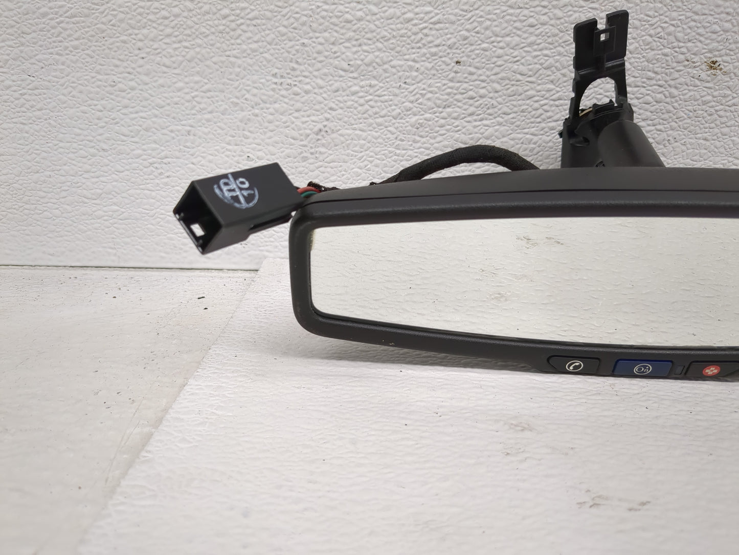 2019-2022 Chevrolet Silverado 1500 Interior Rear View Mirror Replacement OEM P/N:E11026392 Fits Fits 2019 2020 2021 2022 OEM