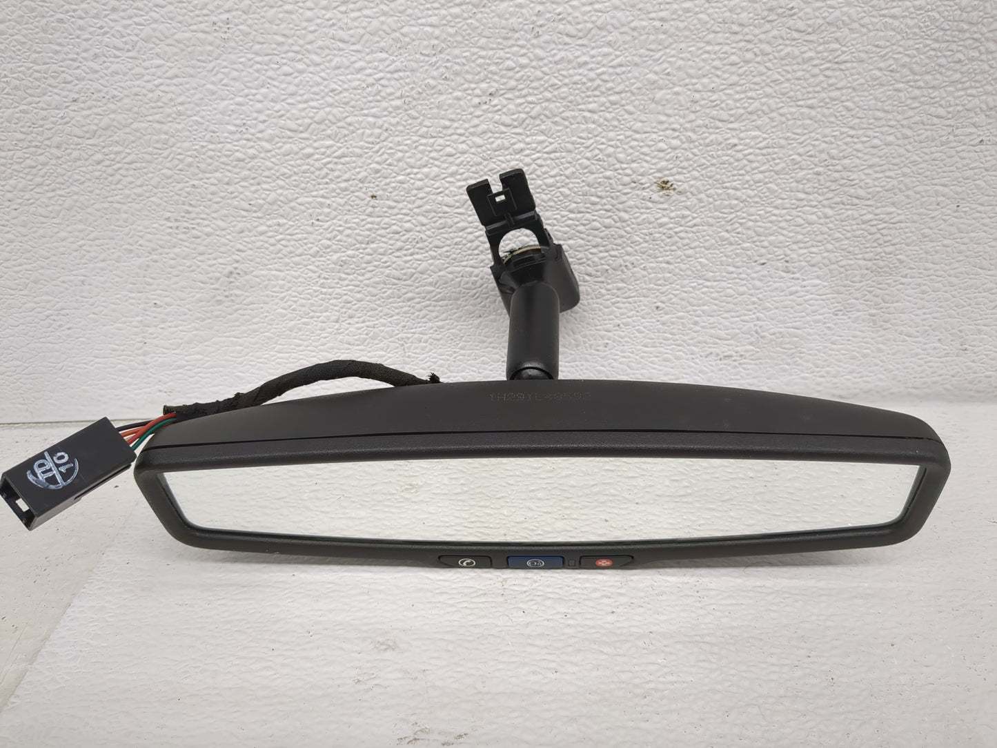 2019-2022 Chevrolet Silverado 1500 Interior Rear View Mirror Replacement OEM P/N:E11026392 Fits Fits 2019 2020 2021 2022 OEM