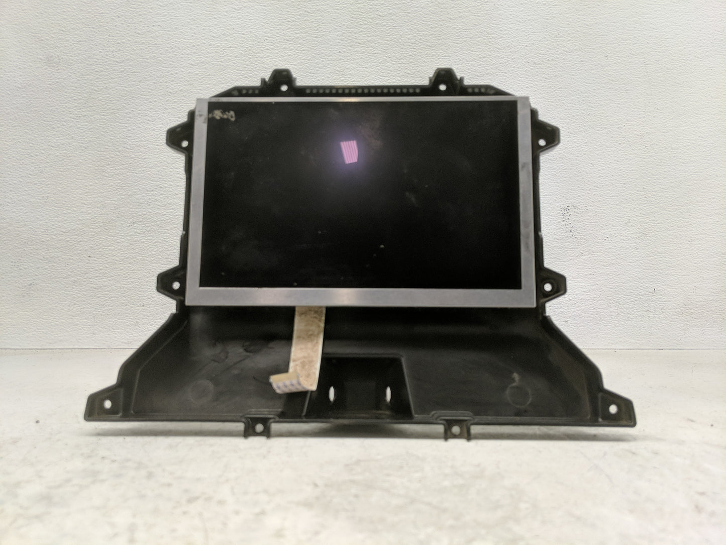 2019-2022 Chevrolet Silverado 1500 Radio AM FM Cd Player Receiver Replacement P/N:84692392 Fits Fits 2019 2020 2021 2022 OEM