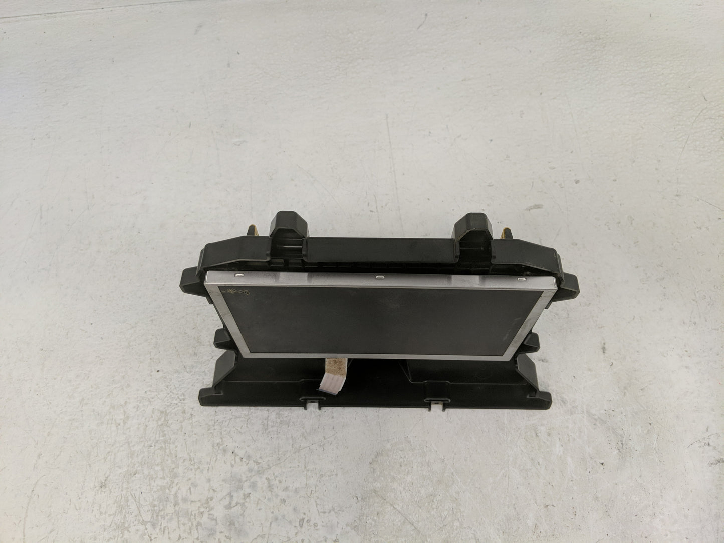 2019-2022 Chevrolet Silverado 1500 Radio AM FM Cd Player Receiver Replacement P/N:84692392 Fits Fits 2019 2020 2021 2022 OEM