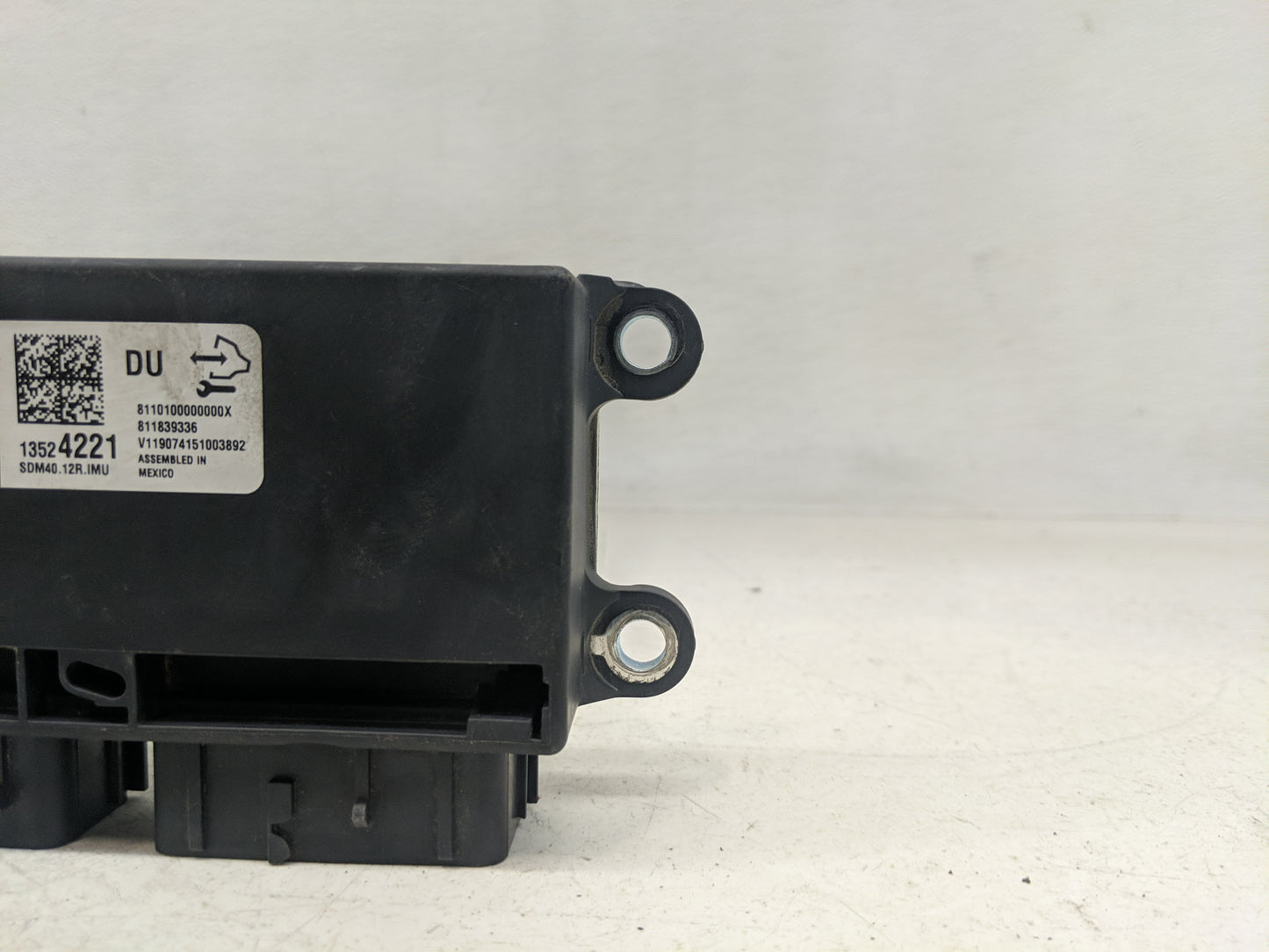2019 Chevrolet Silverado 1500 PCM Engine Control Computer ECU ECM PCU OEM P/N:811839336 13524221 Fits OEM Used Auto Parts - 