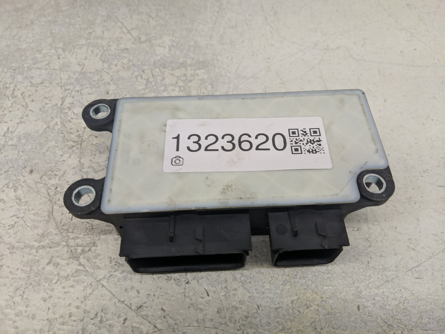 2019 Chevrolet Silverado 1500 PCM Engine Control Computer ECU ECM PCU OEM P/N:811839336 13524221 Fits OEM Used Auto Parts - 