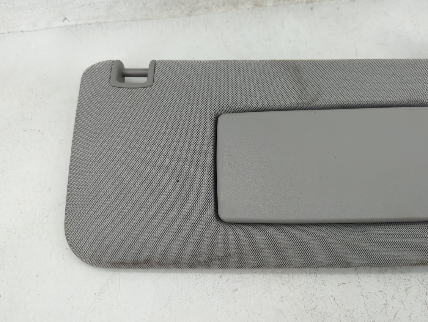 2014-2019 Chevrolet Silverado 1500 Sun Visor Shade Replacement Passenger Right Mirror Fits Fits 2014 2015 2016 2017 2018 201