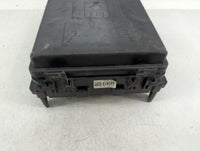 2017-2019 Chevrolet Silverado 1500 Fusebox Fuse Box Panel Relay Module P/N:84303175 Fits Fits 2017 2018 2019 OEM Used Auto P