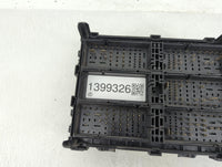 2017-2019 Chevrolet Silverado 1500 Fusebox Fuse Box Panel Relay Module P/N:84303175 Fits Fits 2017 2018 2019 OEM Used Auto P