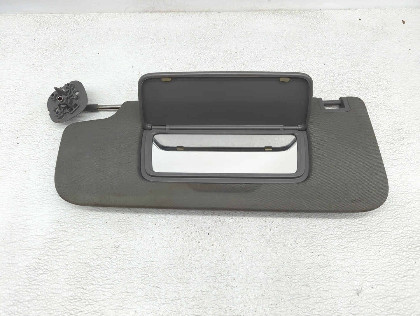 2019-2022 Chevrolet Silverado 1500 Sun Visor Shade Replacement Driver Left Mirror Fits Fits 2019 2020 2021 2022 OEM Used Aut